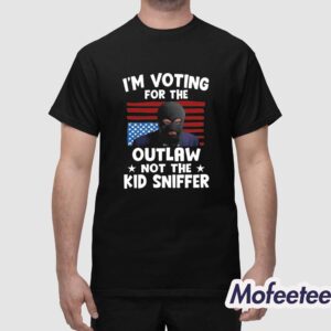 Trump Thief I'm Voting For The Outlaw Not The Kid Sniffer Shirt 1